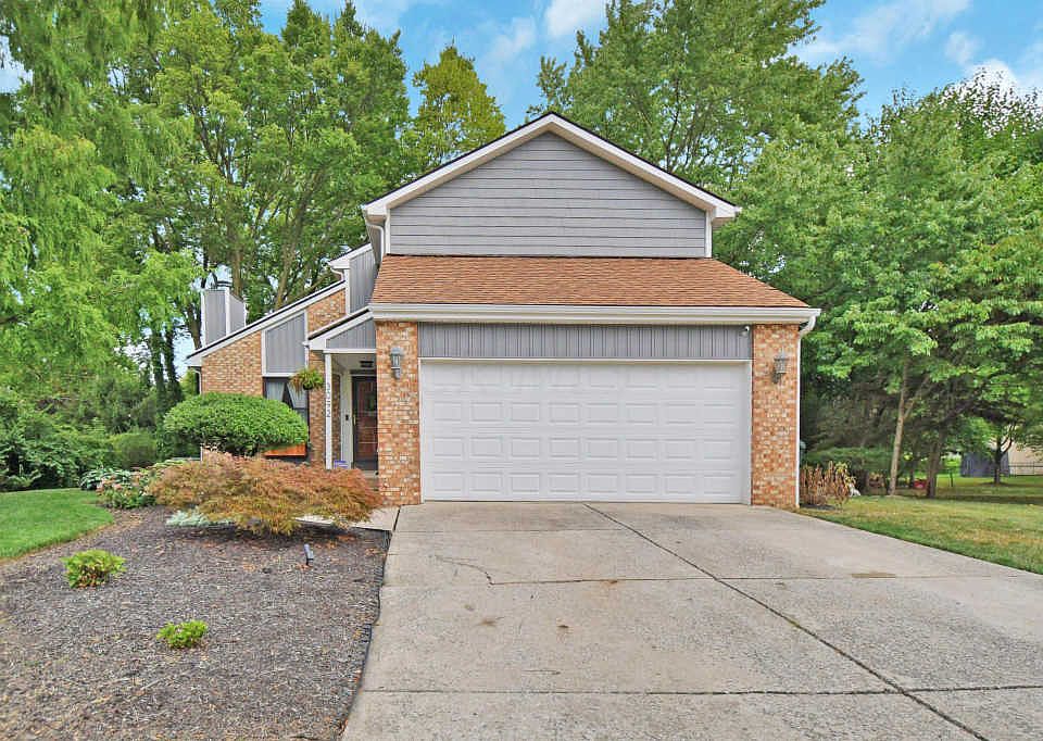 1st image of 3092 Downhill Dr