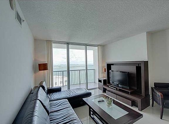3rd image of 1750 N Bayshore Dr APT 4103