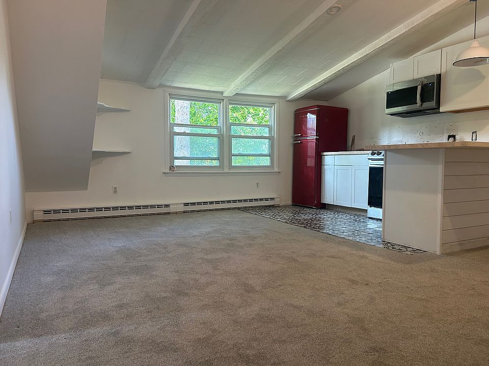 Open-Plan Living Room/Kitchen