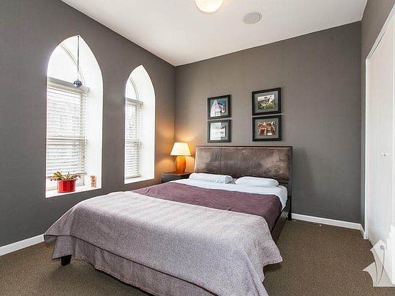 3rd image of 3514 N Sheffield Ave #1