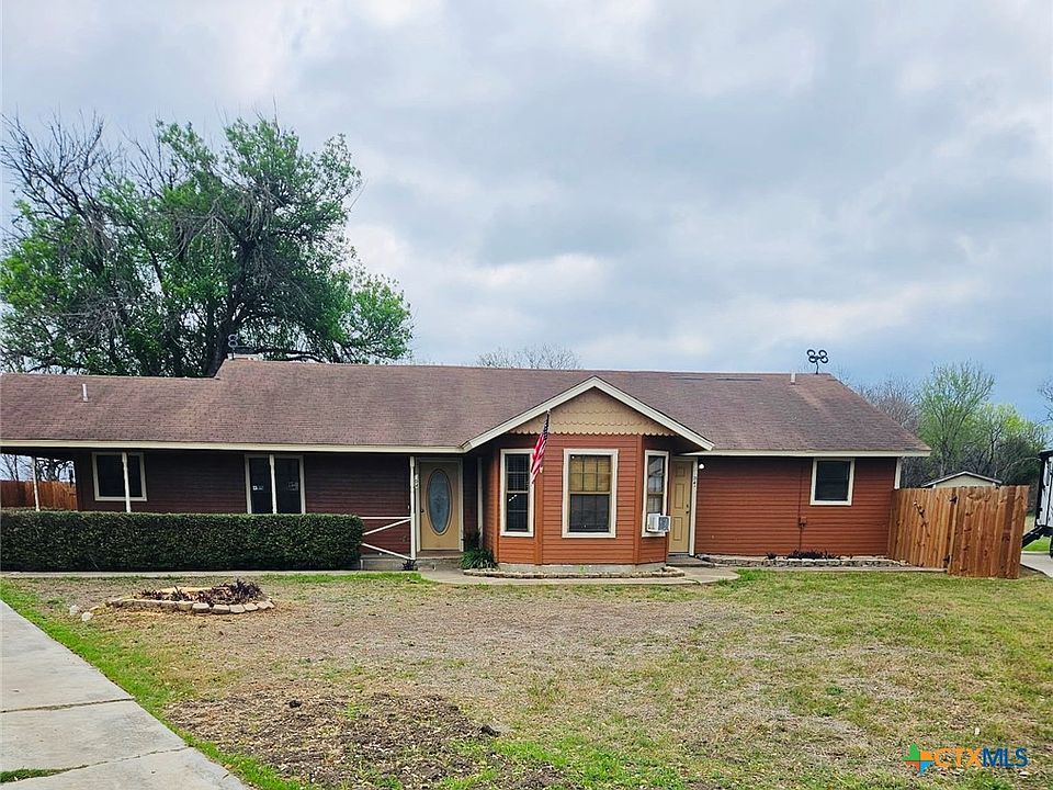 1st image of 104 Plains Dr