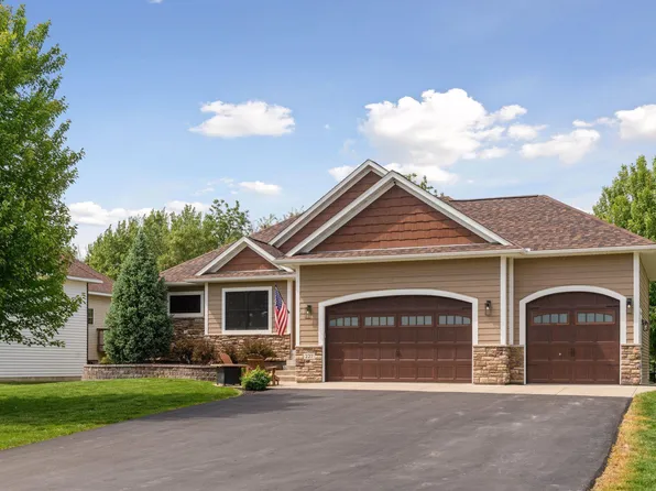 227 Maple Ln, Jordan, MN 55352