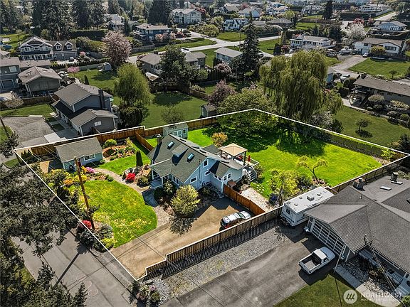 2nd image of 3402 Shore Avenue