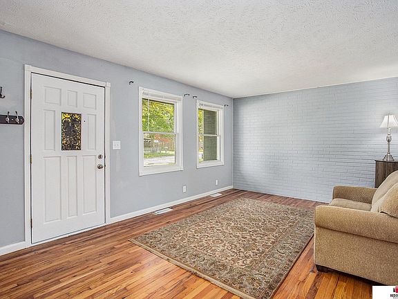 5th image of 2221 N 32nd St