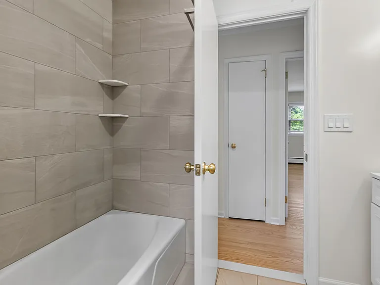 663 Mountain Ave — Photo 14