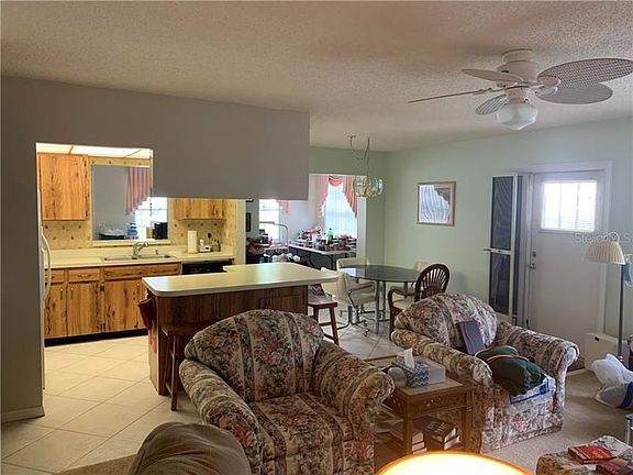 5th image of 1108 Halton Ct #87