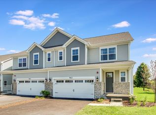 947 Kaper Dr, Cary, IL 60013