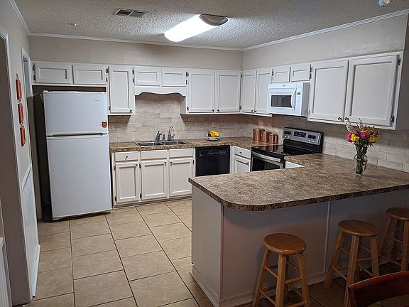 5th image of 111 Briarcliff Dr