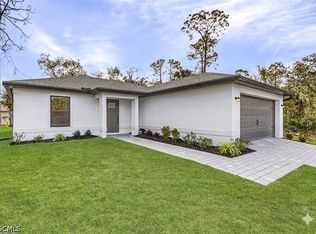 1909 NW 27th St, Cape Coral, FL 33993