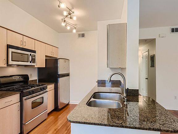 2nd image of 2209 Hancock Dr APT 17