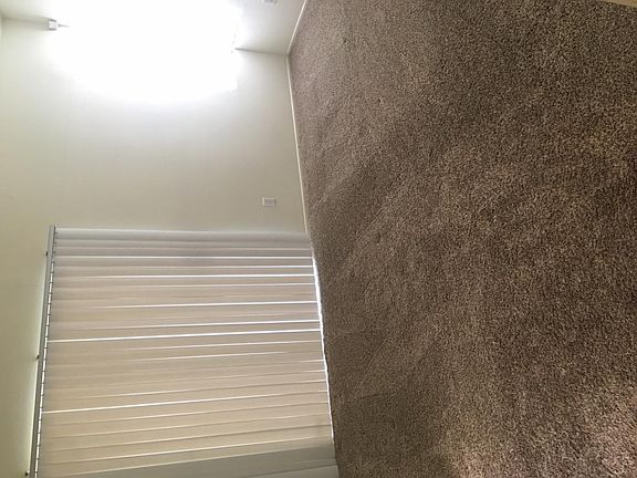 3rd image of 1440 Vanessa Ln