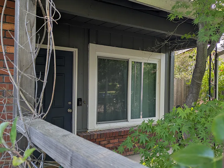 317 La Vida Way — Photo 1