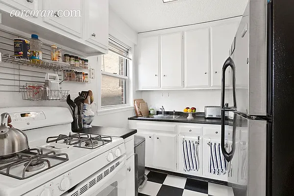 Rented by Corcoran | media 7