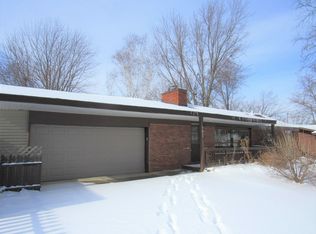 7412 Rory St, Grand Blanc, MI 48439