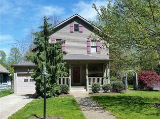 301 Shorehaven Dr, Erie, PA 16505