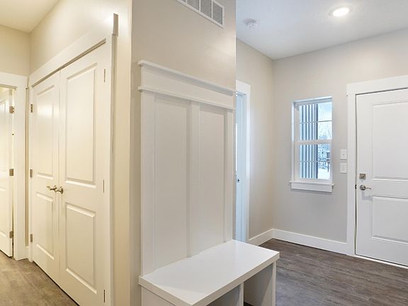 4th image of 7472 Shagwood St #91