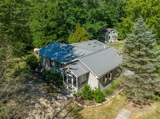 14391 Prairie Rd, Three Oaks, MI 49128