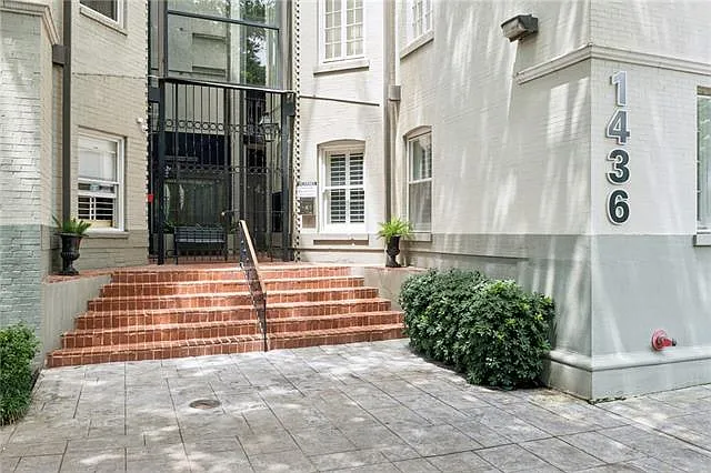 1436 Jackson Ave #4A