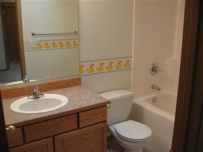 5th image of 6708 49th Pl NE