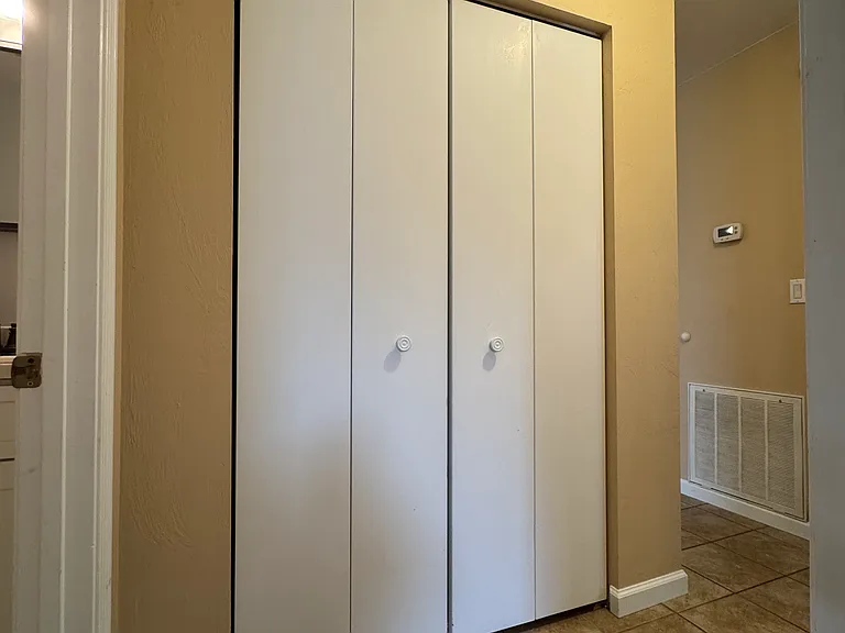 1029 SW Rossborough Ct #102 — Photo 19
