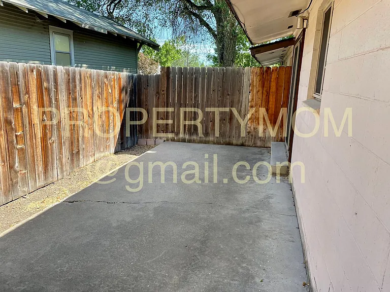 235 N Johnson Ave #1 — Photo 8