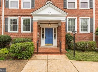 3071 S Buchanan St APT B2, Arlington, VA 22206