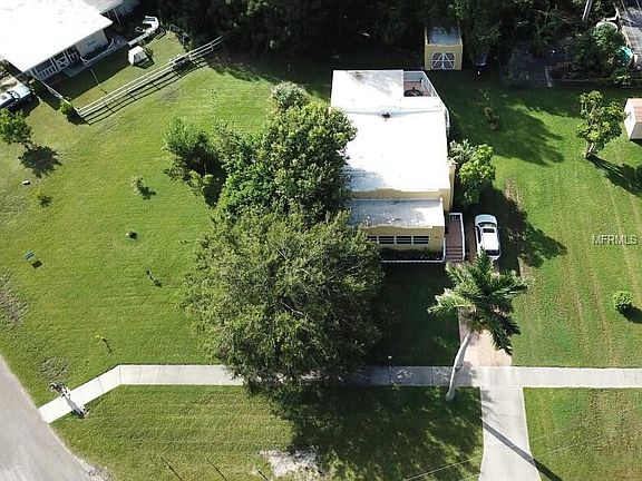 3rd image of 415 Boca Grande Blvd