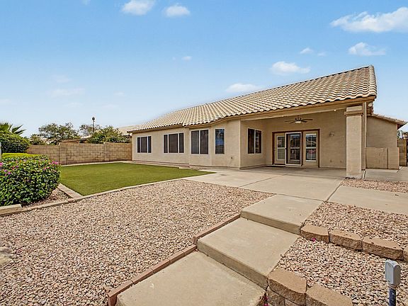 5th image of 691 S Sahuaro Dr