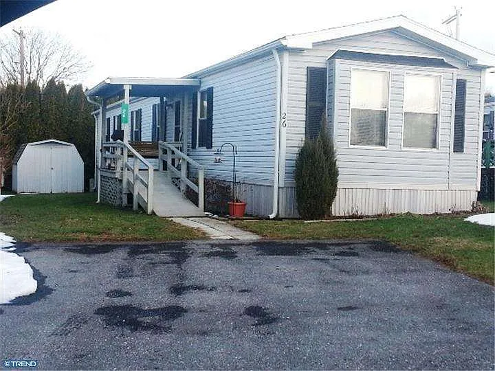 26 Debra Cir photo 1