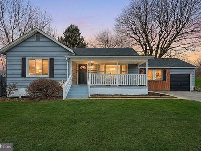 2202 Windsor Rd, Windsor, PA, 17366