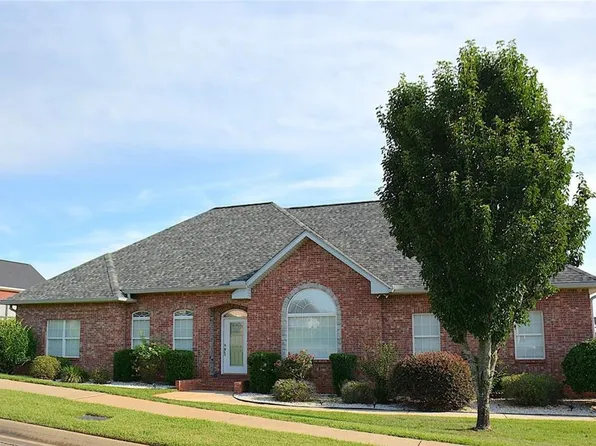 105 Frisco Ln, Enterprise, AL 36330
