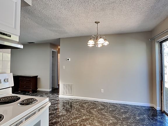 5th image of 1215 Lake Highland Dr