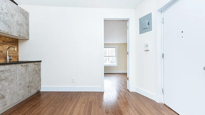 Rented by Nooklyn NYC LLC | media 5