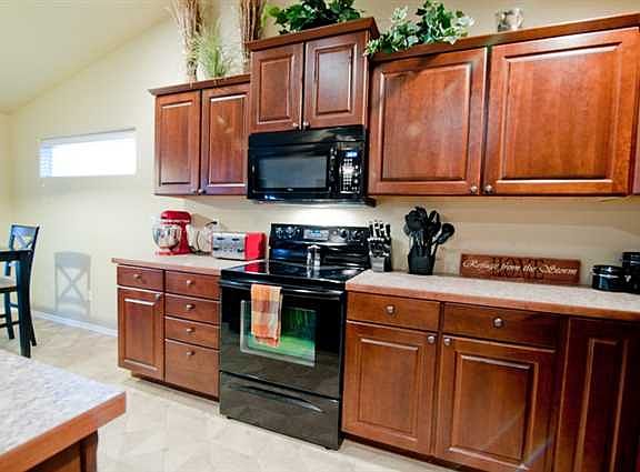 2nd image of 5904 Noble Ct