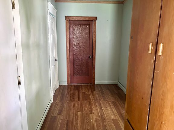 5th image of 714 Labee St