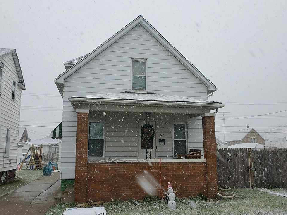 1st image of 605 W 7th St