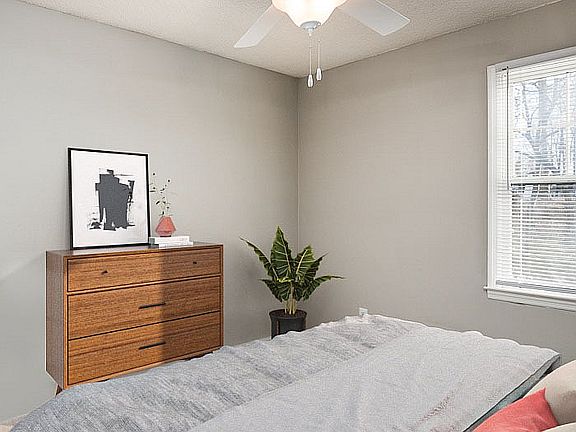 Bedroom (2)