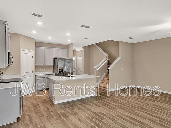3rd image of 205 Boracay Cir