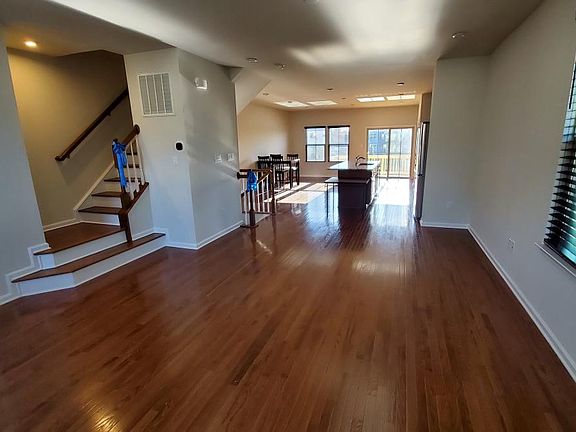 2nd image of 7963 Wistar Woods Ct