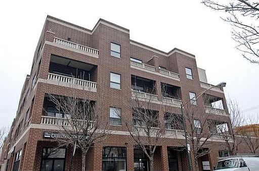 1st image of 1952 W Cuyler Ave #301