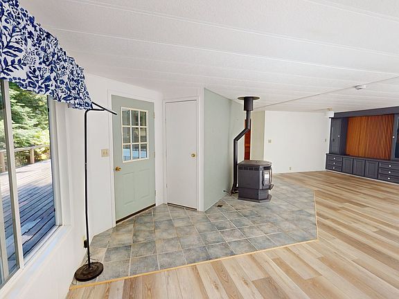 5th image of 97241 Homestead Way