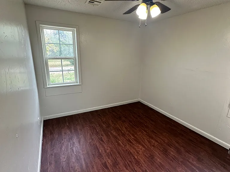 4331 Mickey Rd — Photo 7