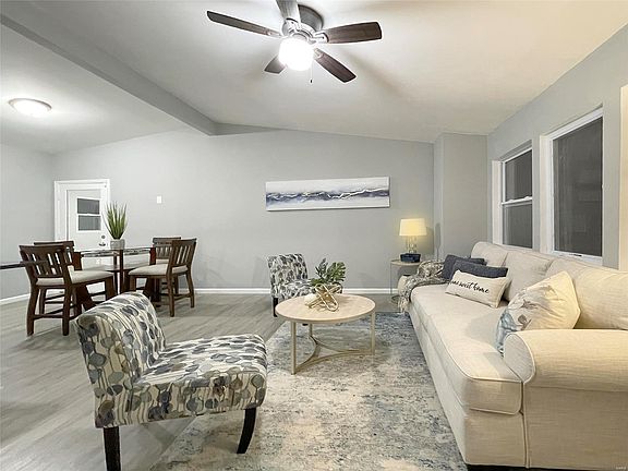 3rd image of 2090 Thrush Dr
