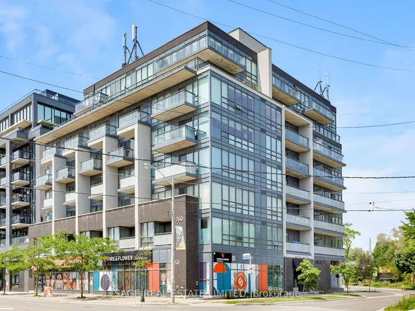 760 The Queensway #401, Toronto, ON M8Z 0E1