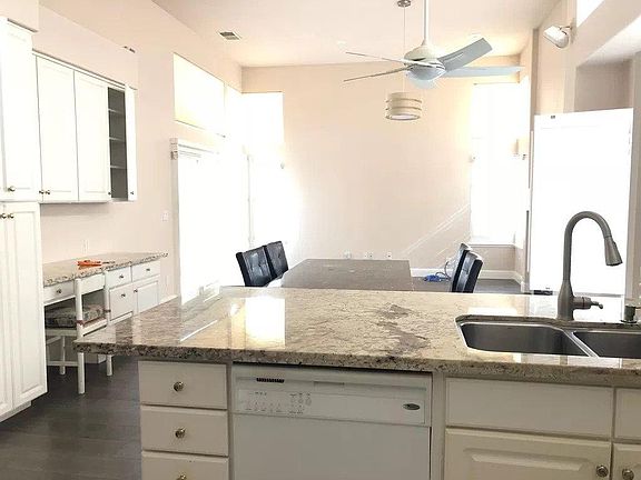 4th image of 1165 Elderberry Cir