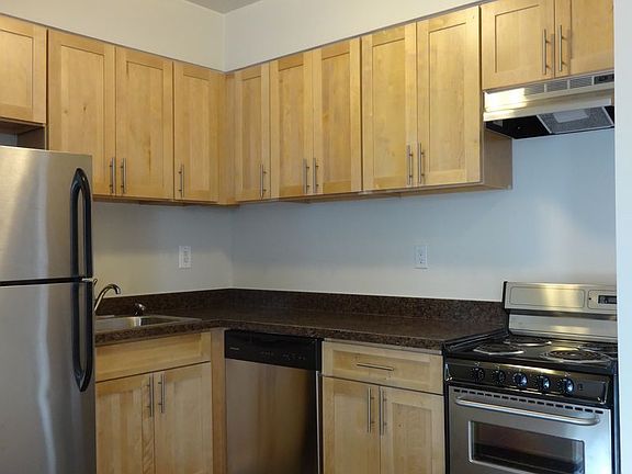 3rd image of 241 E 86th St APT 8C