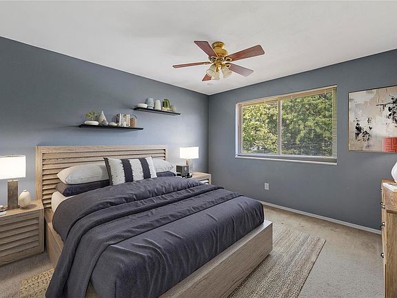 4th image of 7915 Camelot Ln Unit 3