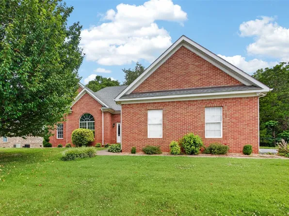 145 Huntsman Cir, Bowling Green, KY 42103