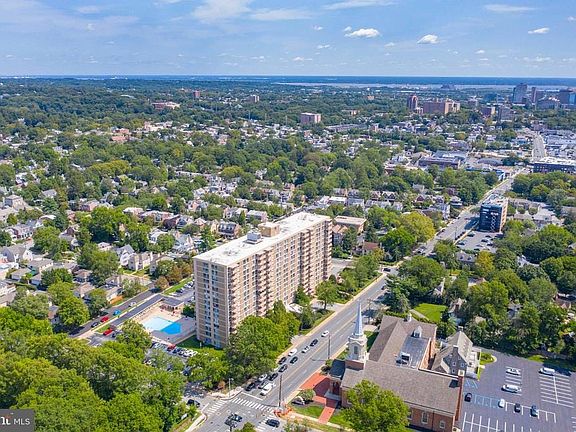 3rd image of 2401 Pennsylvania Ave APT 1505
