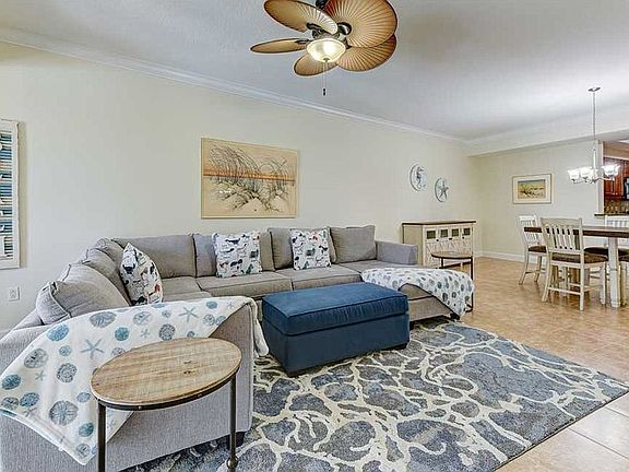 2nd image of 102 Yacht Harbor Dr Unit 272